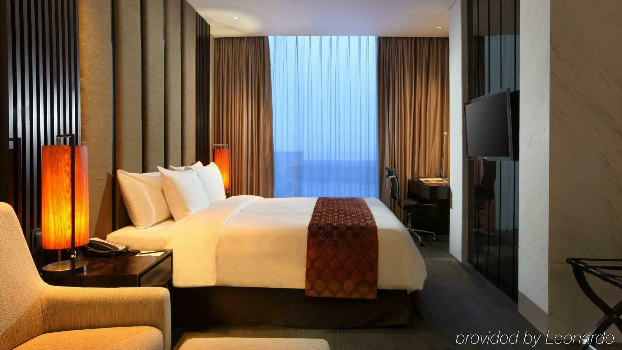 Po Hotel Semarang Extérieur photo